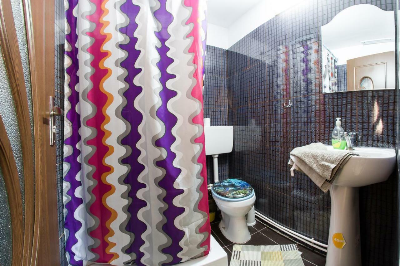 Casa De Vacanta Jeny Novaci-Străini Extérieur photo