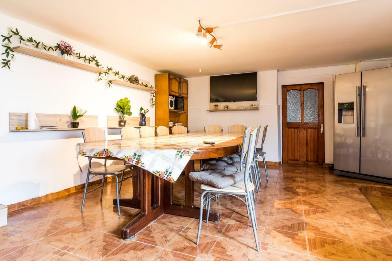 Casa De Vacanta Jeny Novaci-Străini Extérieur photo