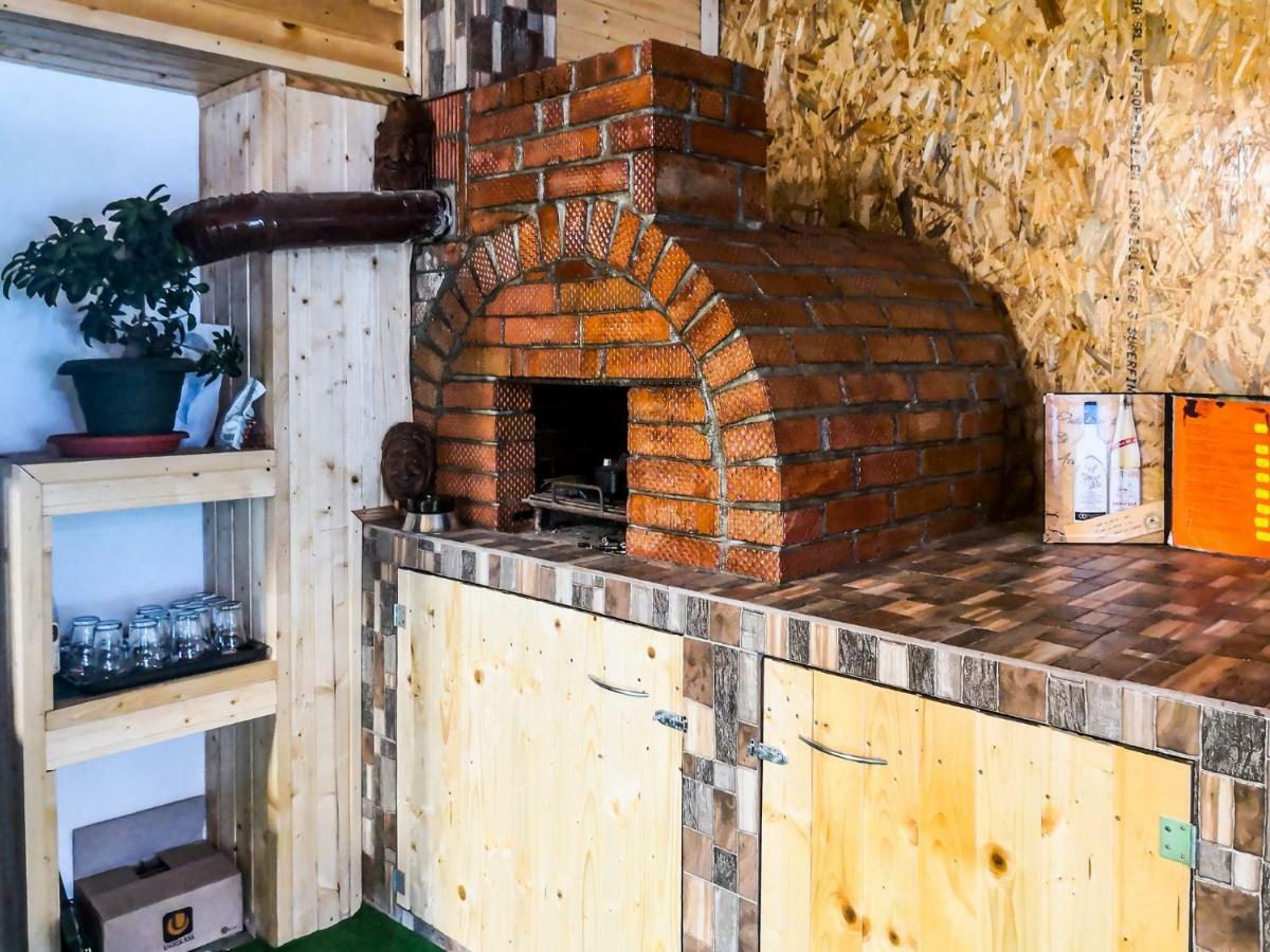 Casa De Vacanta Jeny Novaci-Străini Extérieur photo